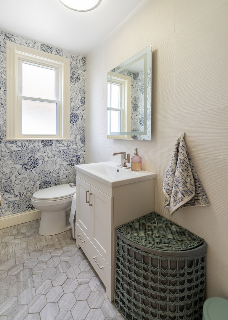 8708 Central Avenue Property Photo 33