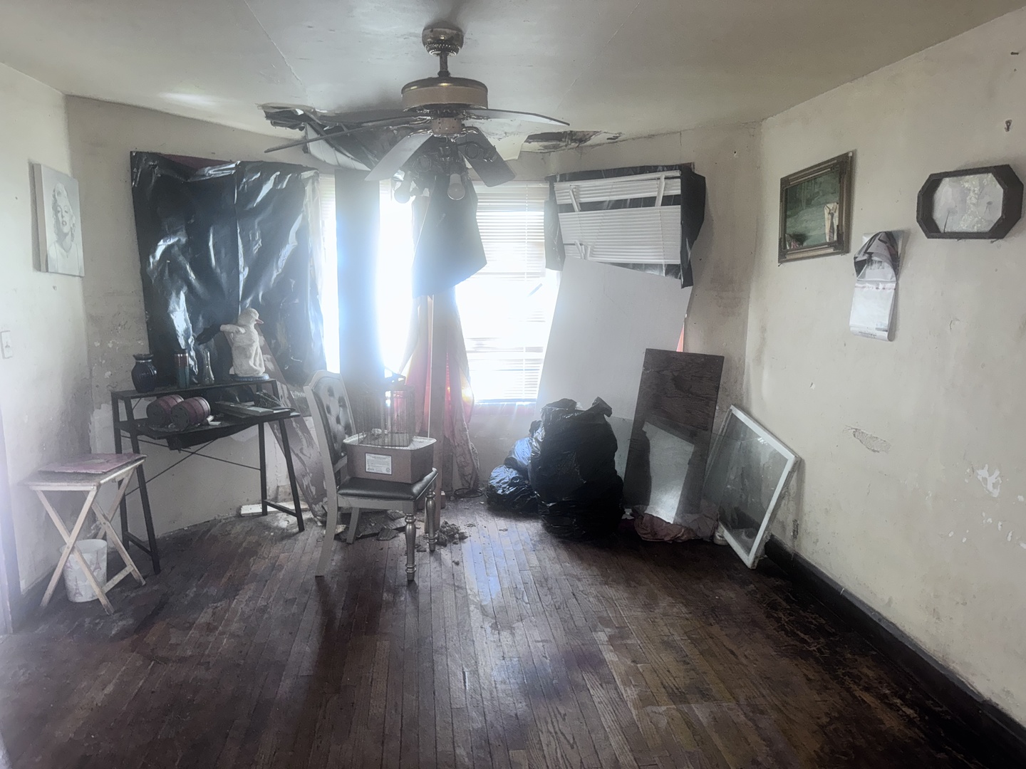 10540 S Lafayette Avenue Property Photo 4