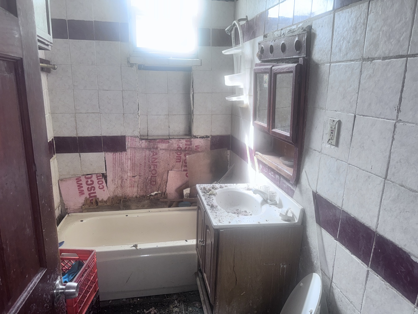 10540 S Lafayette Avenue Property Photo 6