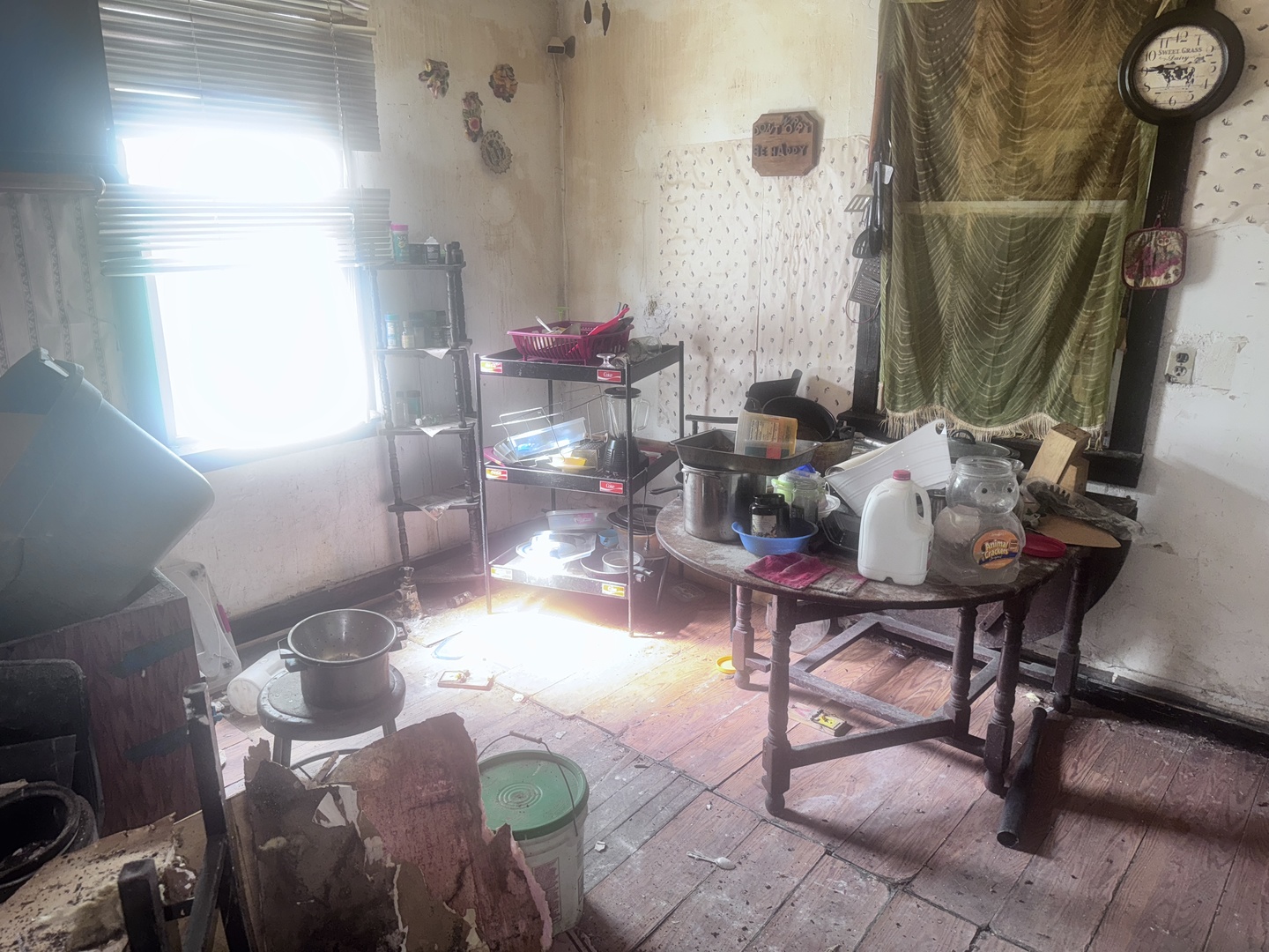 10540 S Lafayette Avenue Property Photo 8