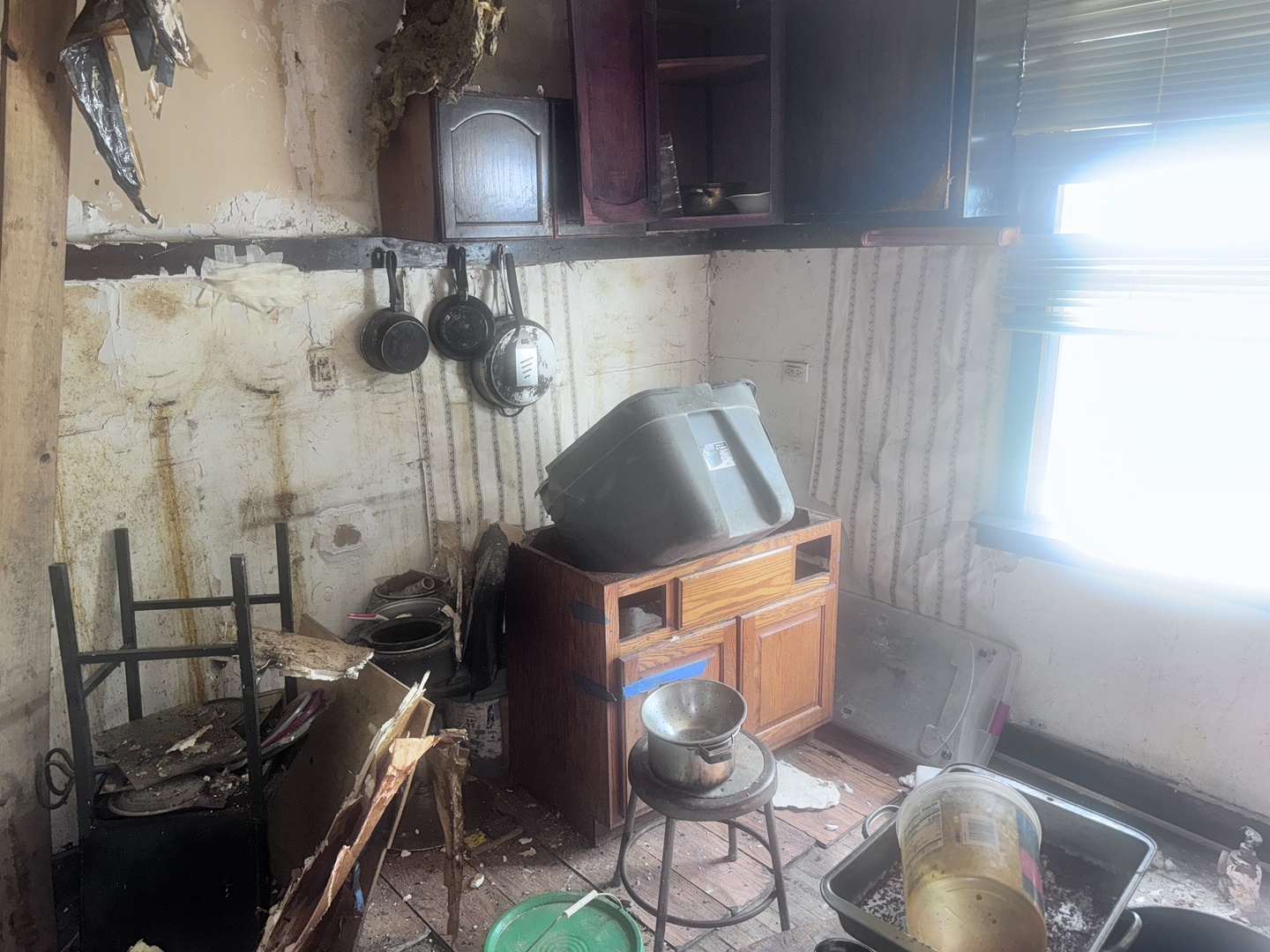 10540 S Lafayette Avenue Property Photo 9