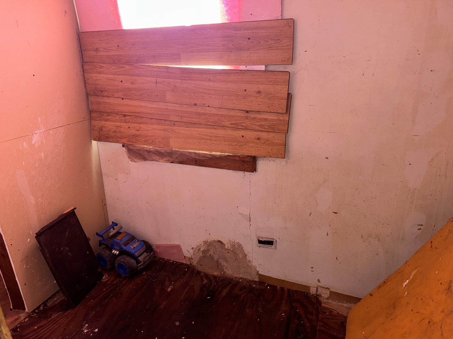 10540 S Lafayette Avenue Property Photo 18