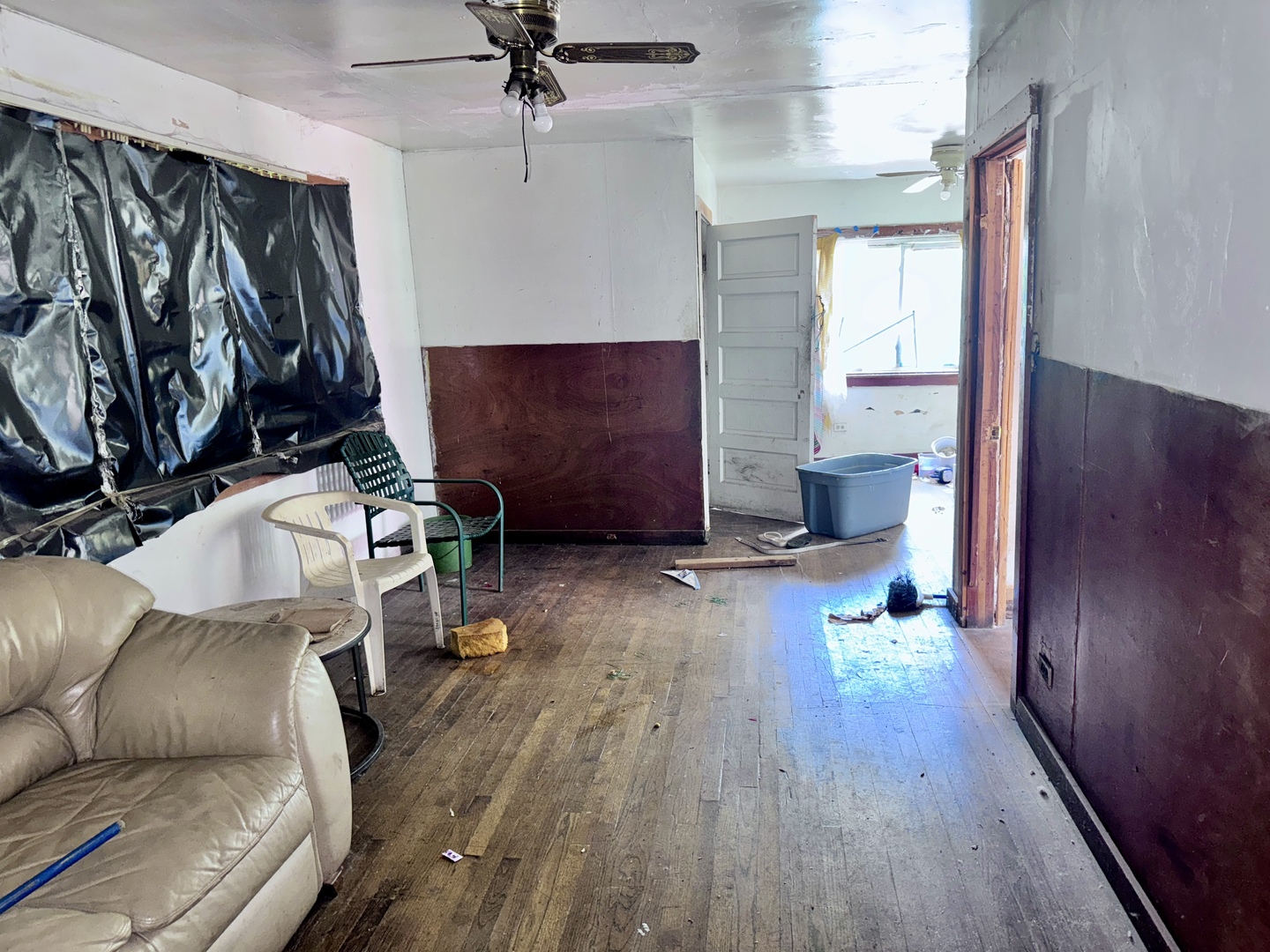 10540 S Lafayette Avenue Property Photo 21