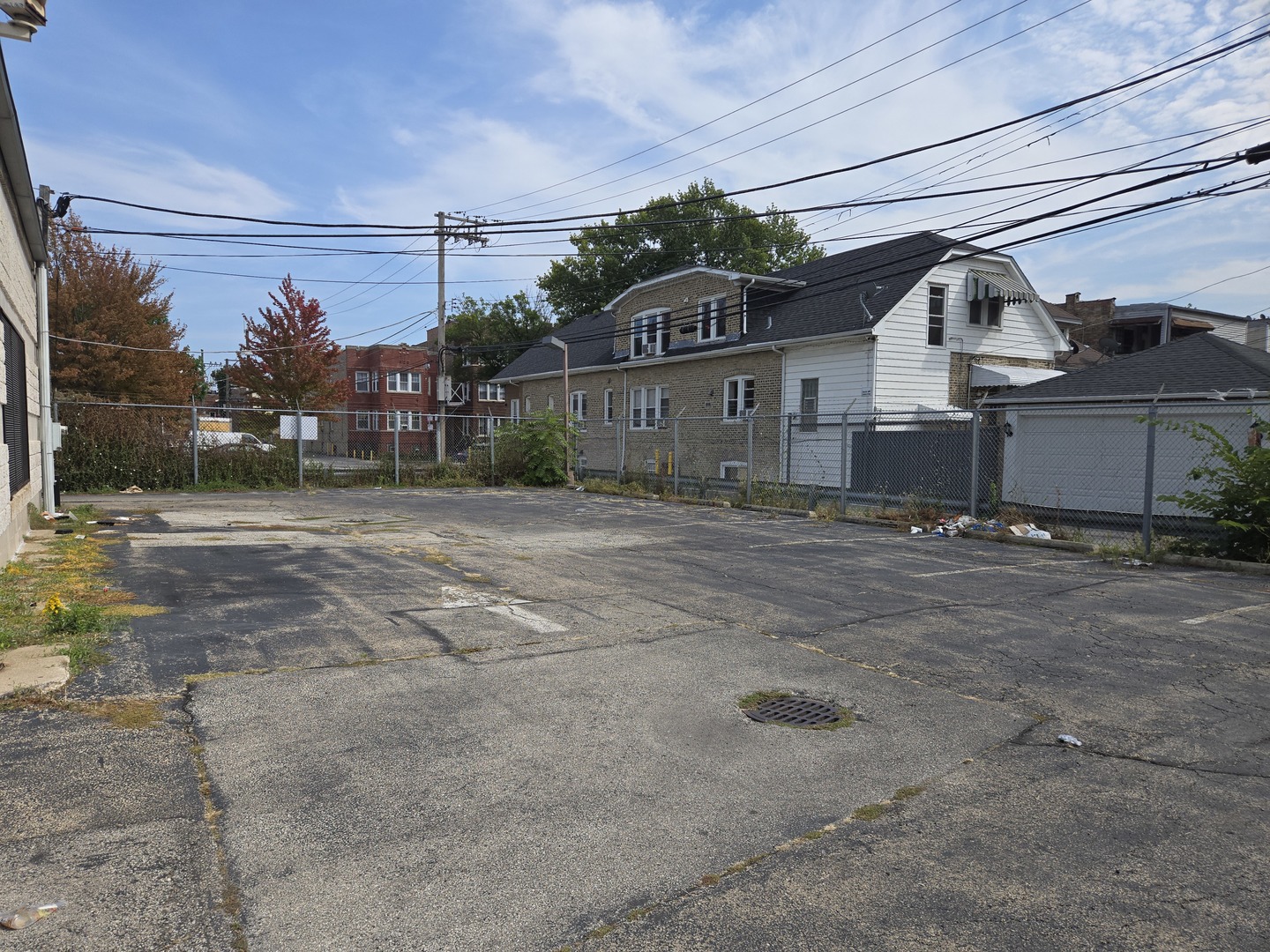 3711 W Lawrence Avenue Property Photo 13