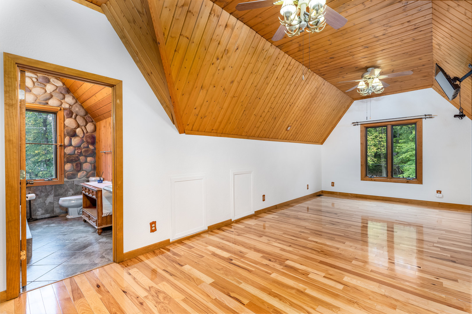 1522 E State Route 71 Property Photo 13