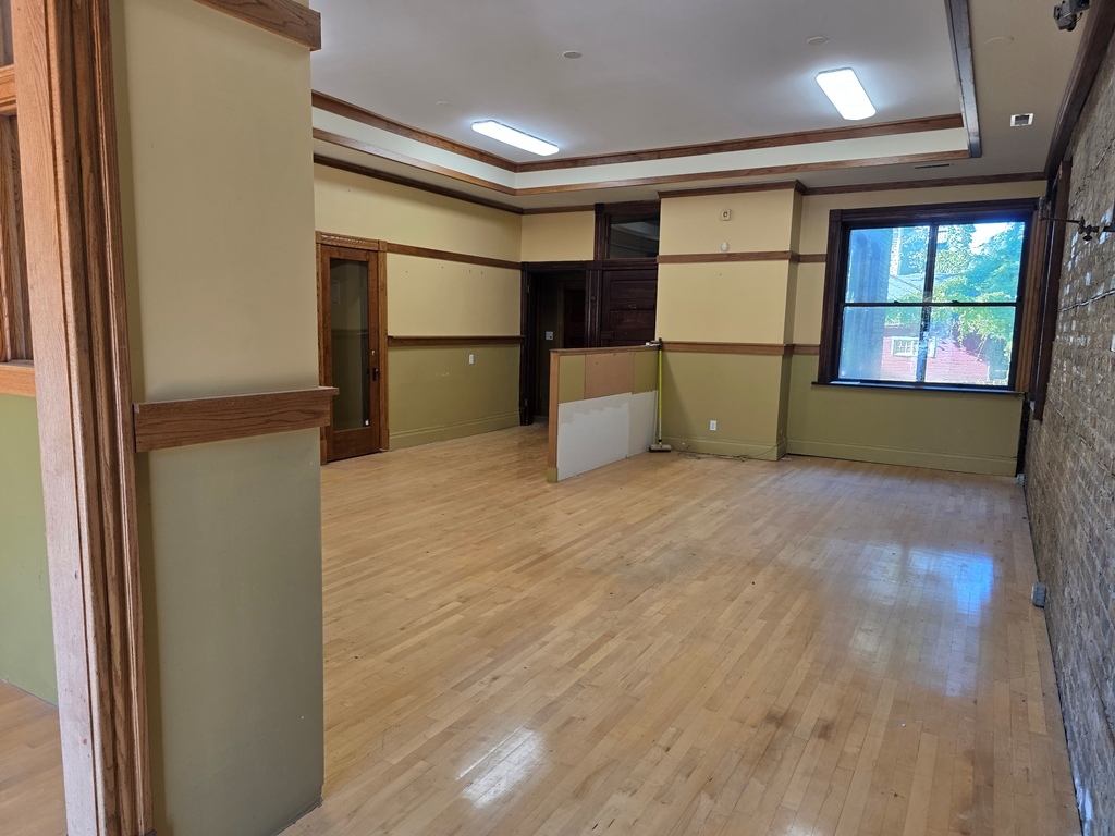 1319 Emerson Street Property Photo 4