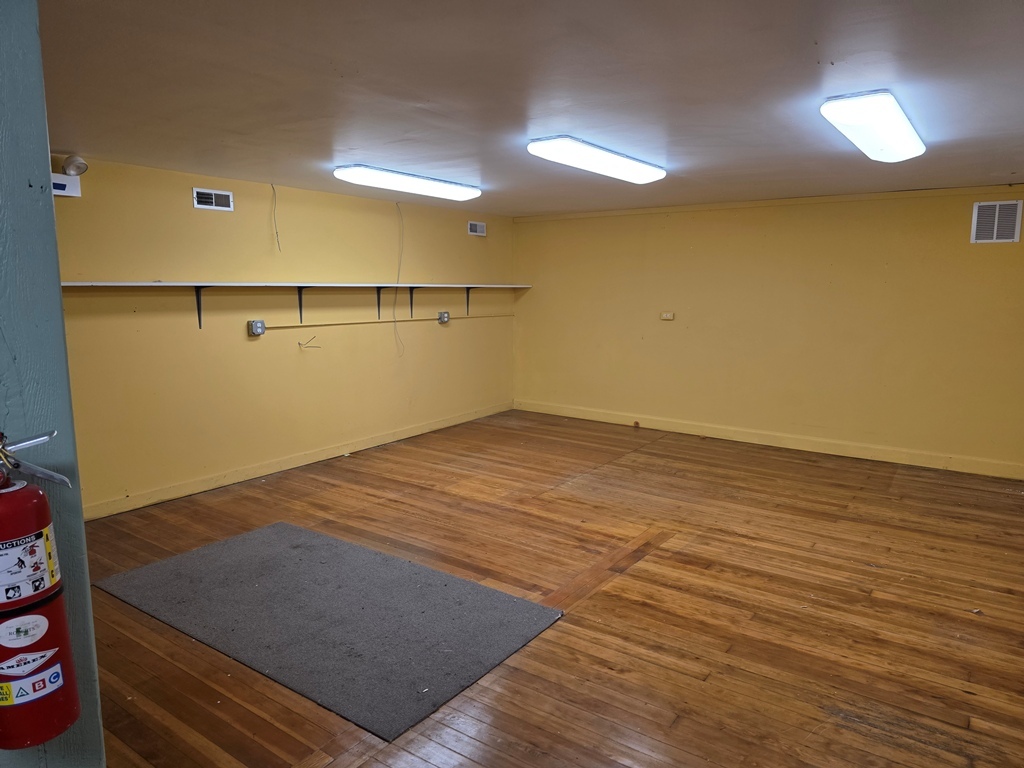 1319 Emerson Street Property Photo 7
