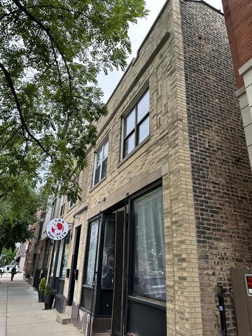 1524 N Ashland Avenue Property Photo 1