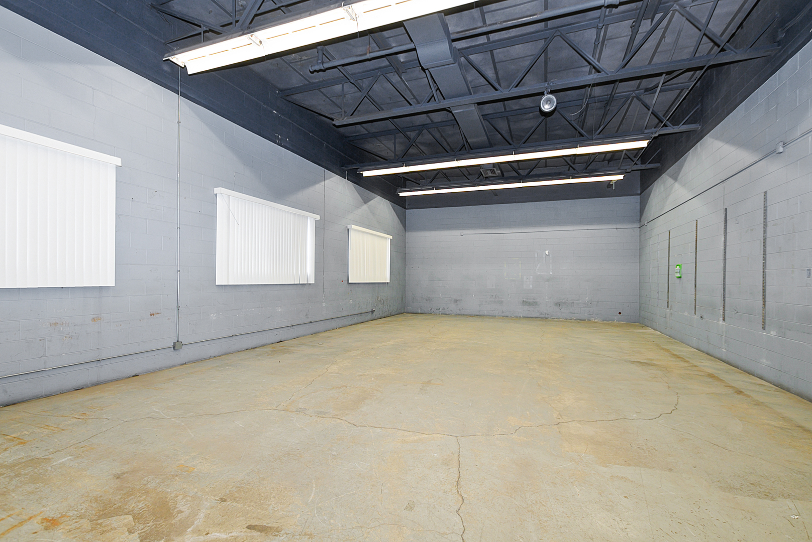 3605 W 63rd Street Property Photo 10