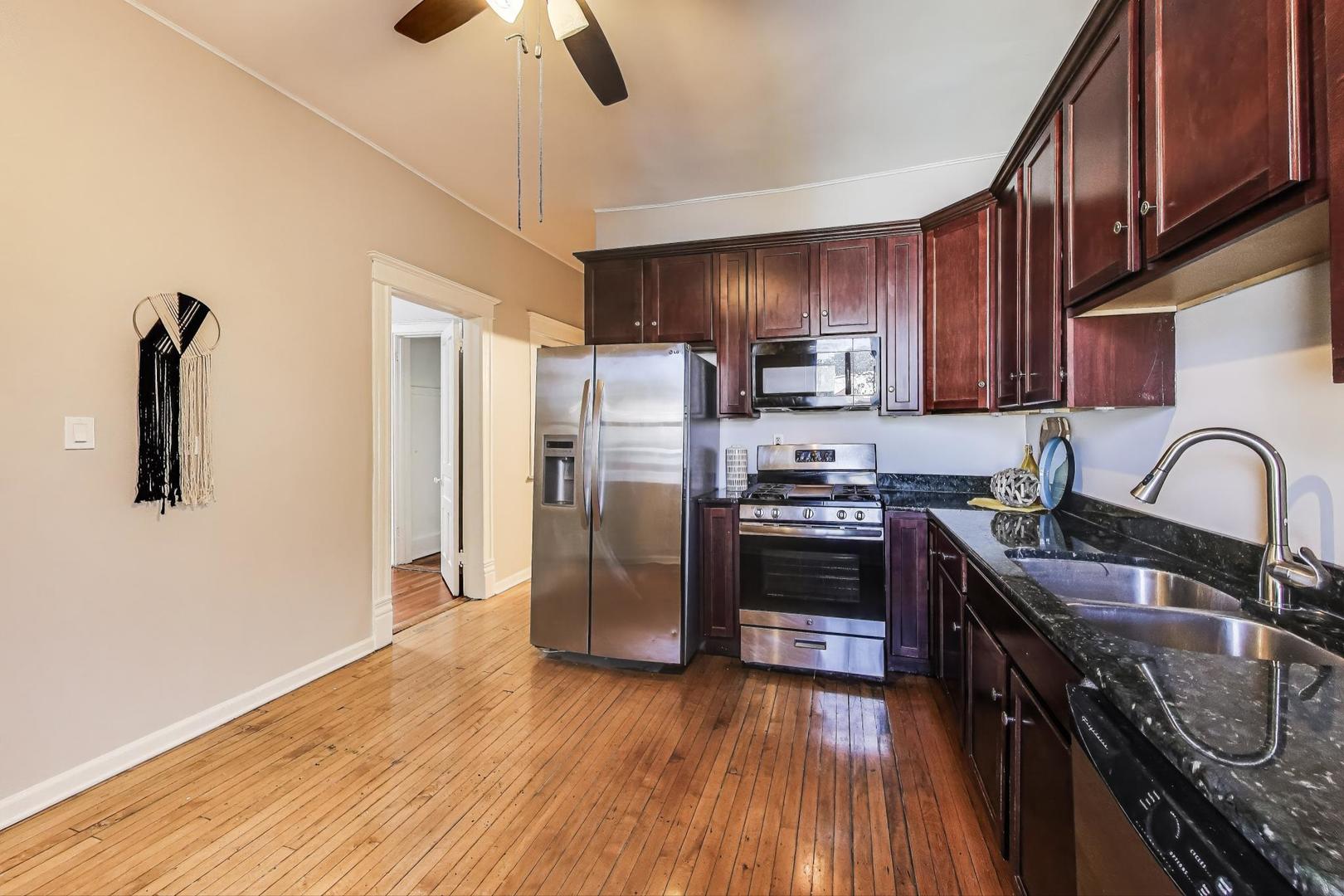 2134 N Keeler Avenue Property Photo 8