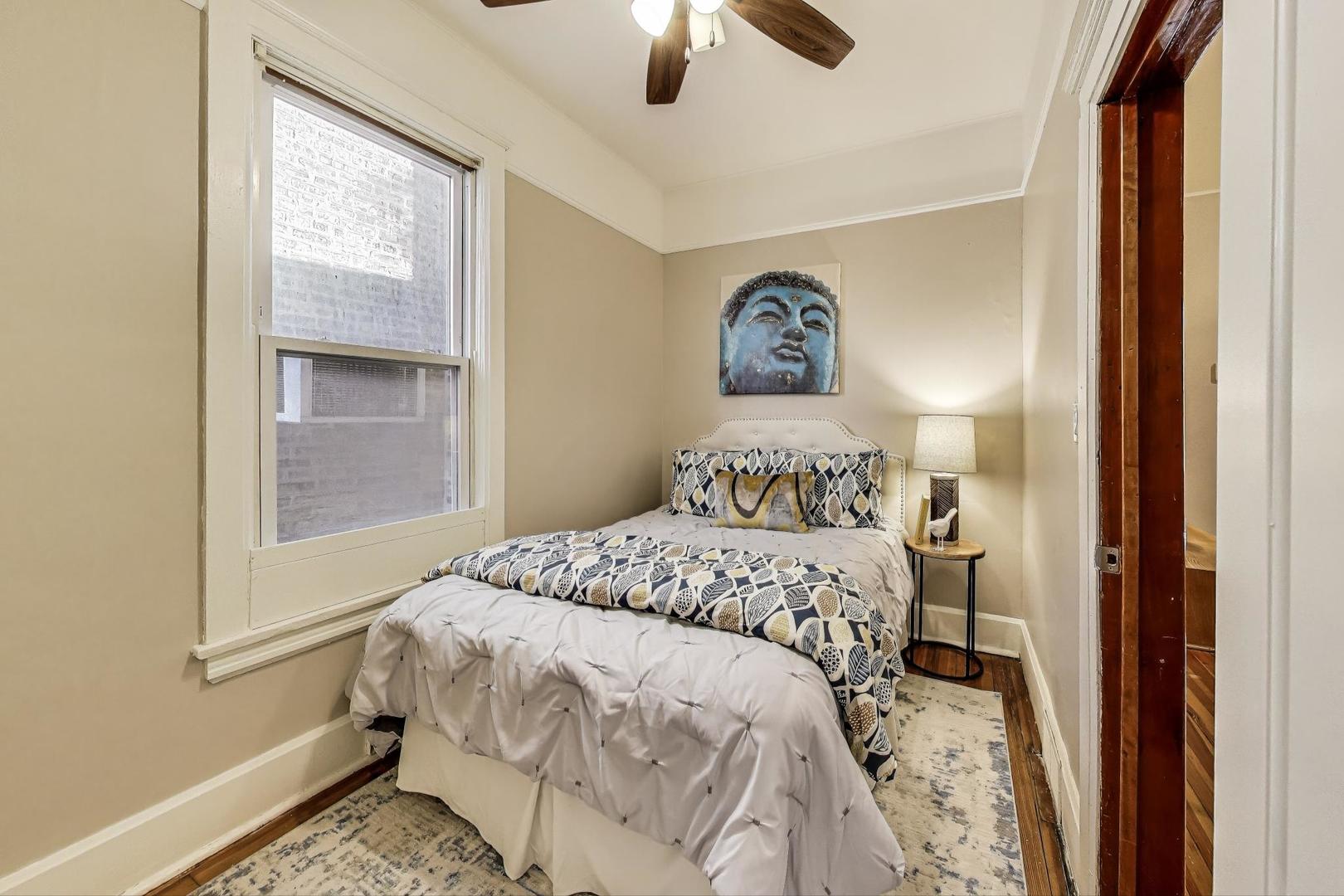 2134 N Keeler Avenue Property Photo 10