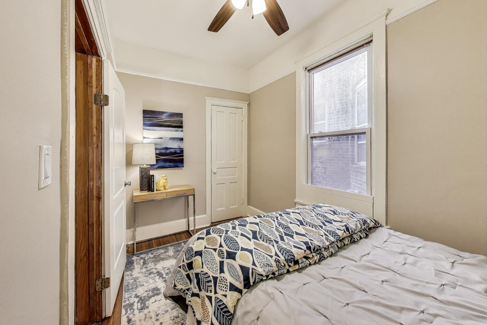 2134 N Keeler Avenue Property Photo 11