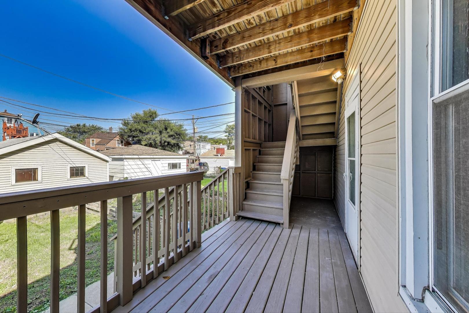 2134 N Keeler Avenue Property Photo 23