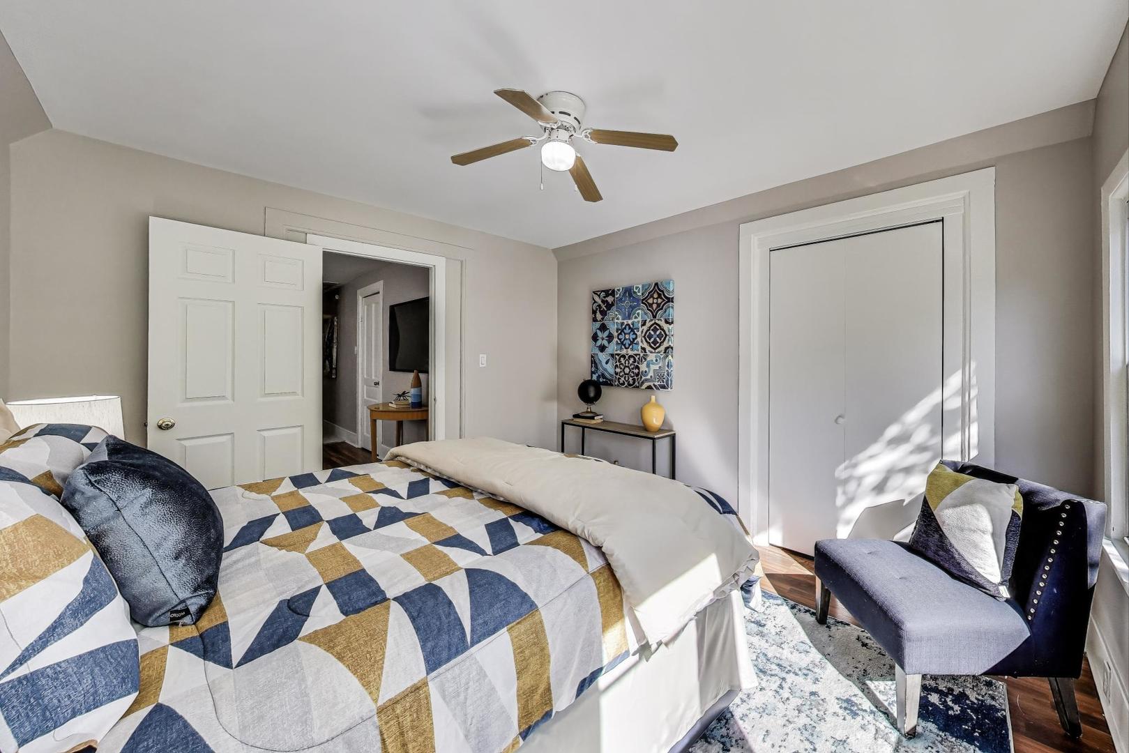 2134 N Keeler Avenue Property Photo 30