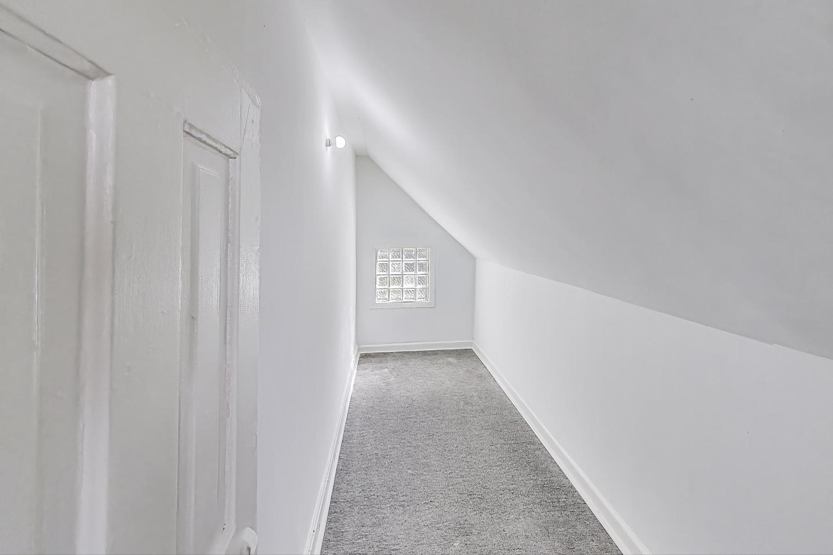 2134 N Keeler Avenue Property Photo 36