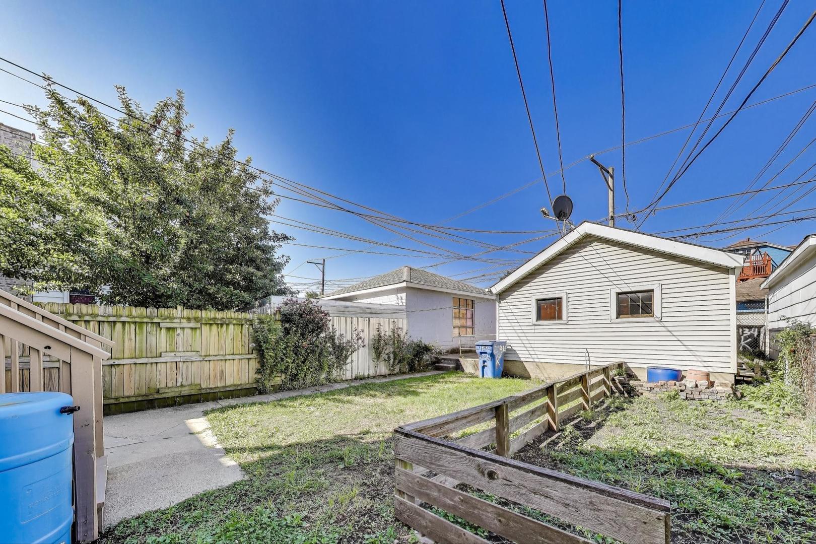 2134 N Keeler Avenue Property Photo 42