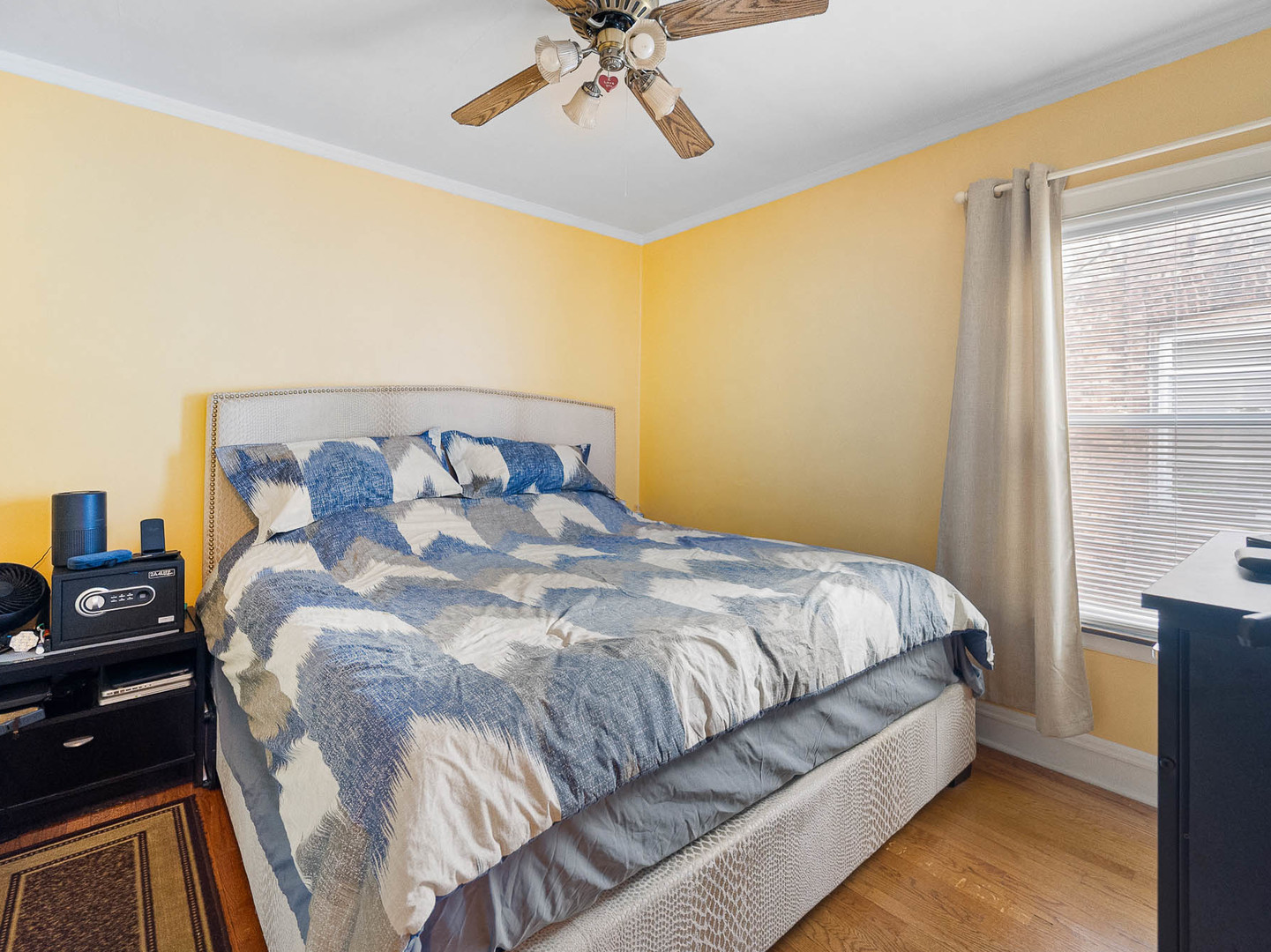 2529 Collins Street Property Photo 8