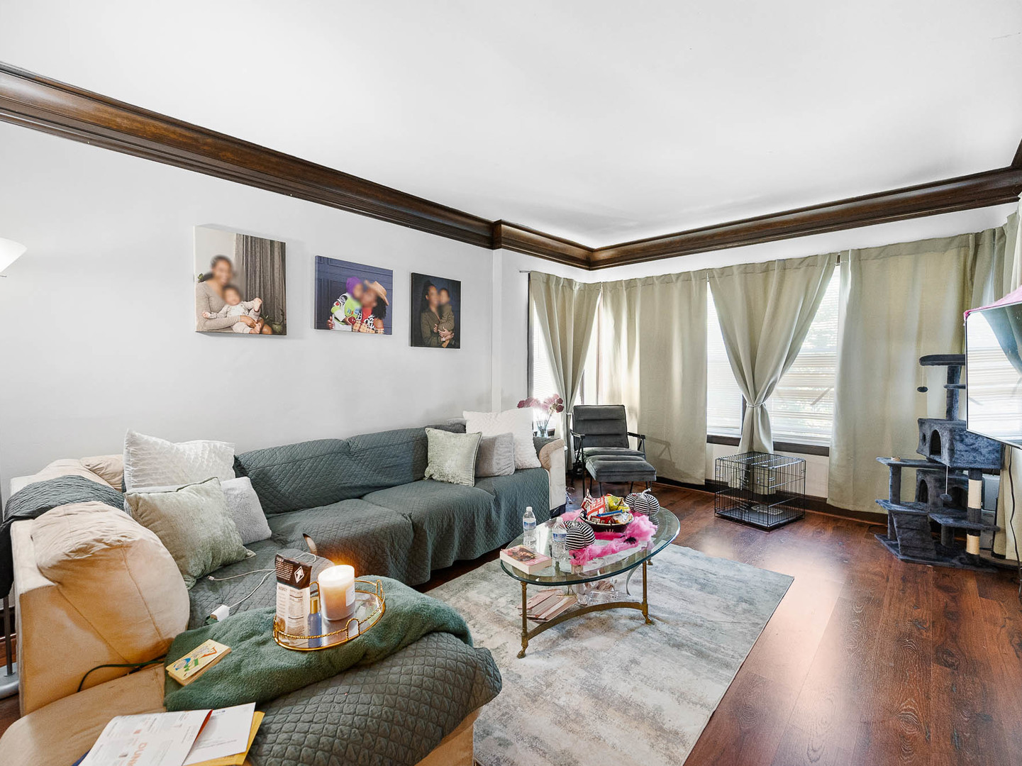 2529 Collins Street Property Photo 10