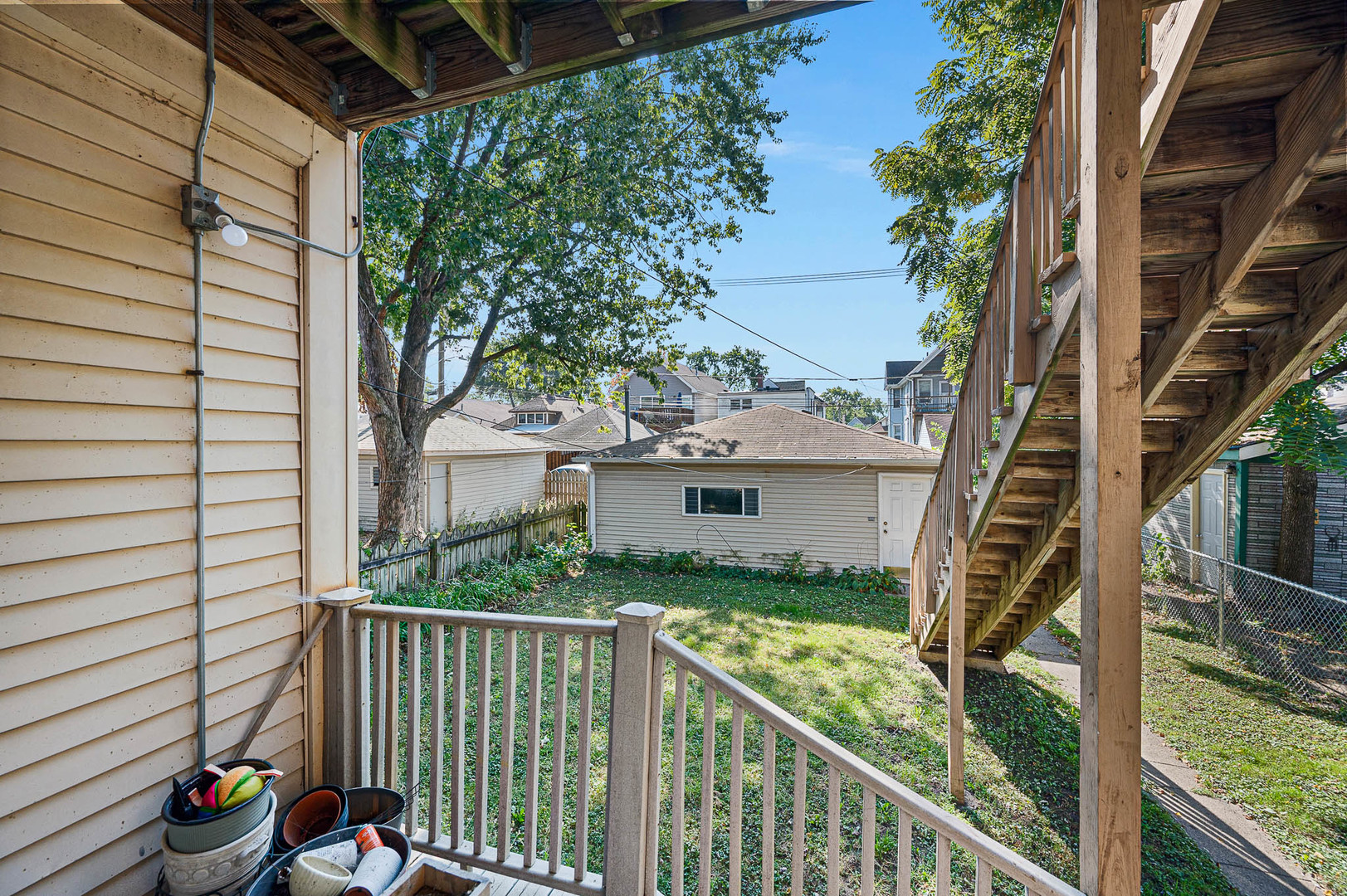 2529 Collins Street Property Photo 22