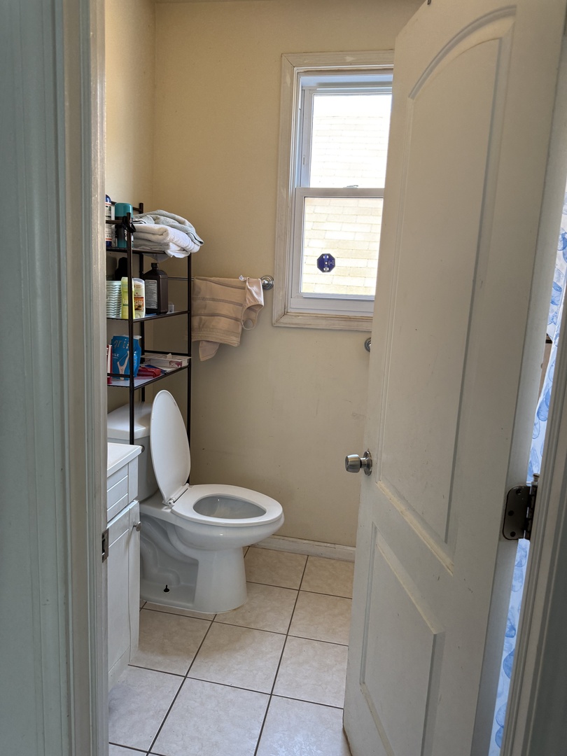 3120 N Saint Louis Avenue Property Photo 11