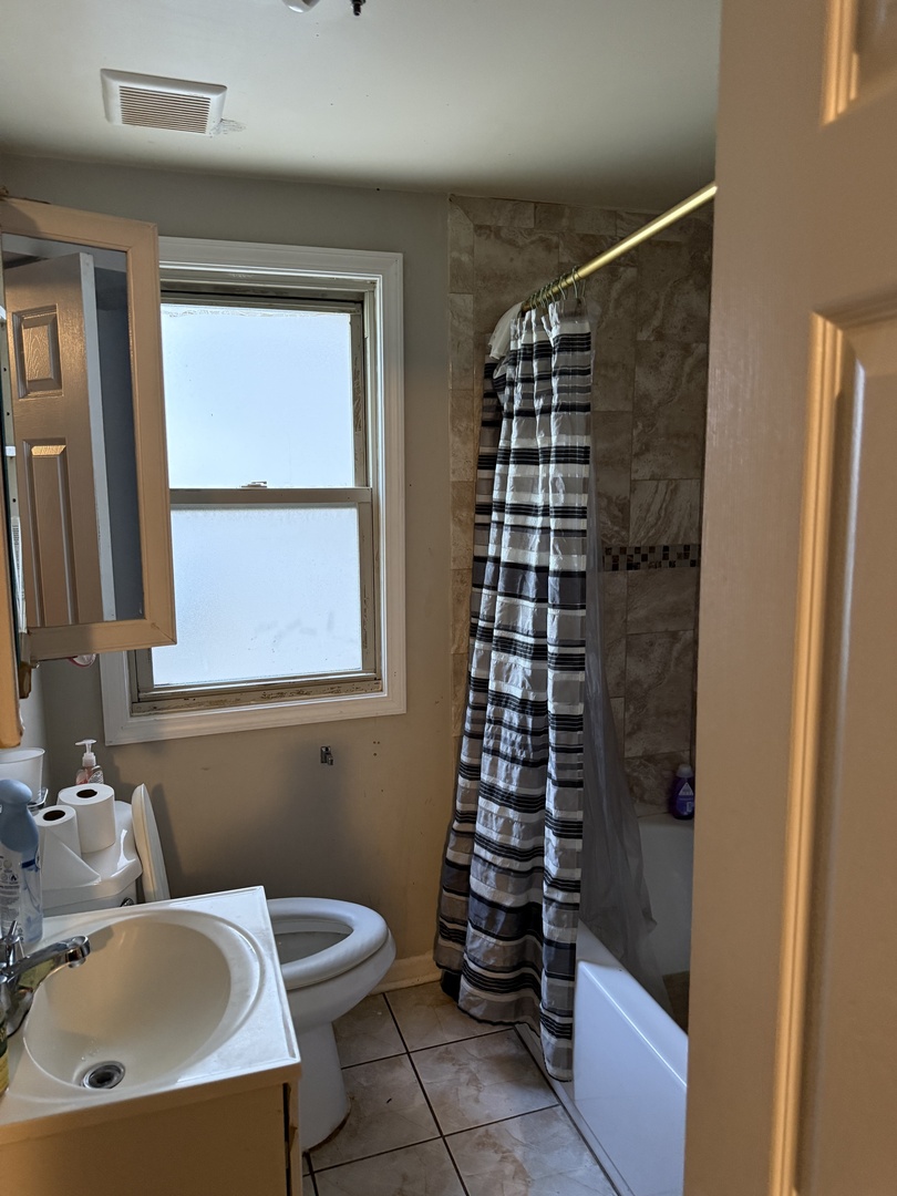 3120 N Saint Louis Avenue Property Photo 15