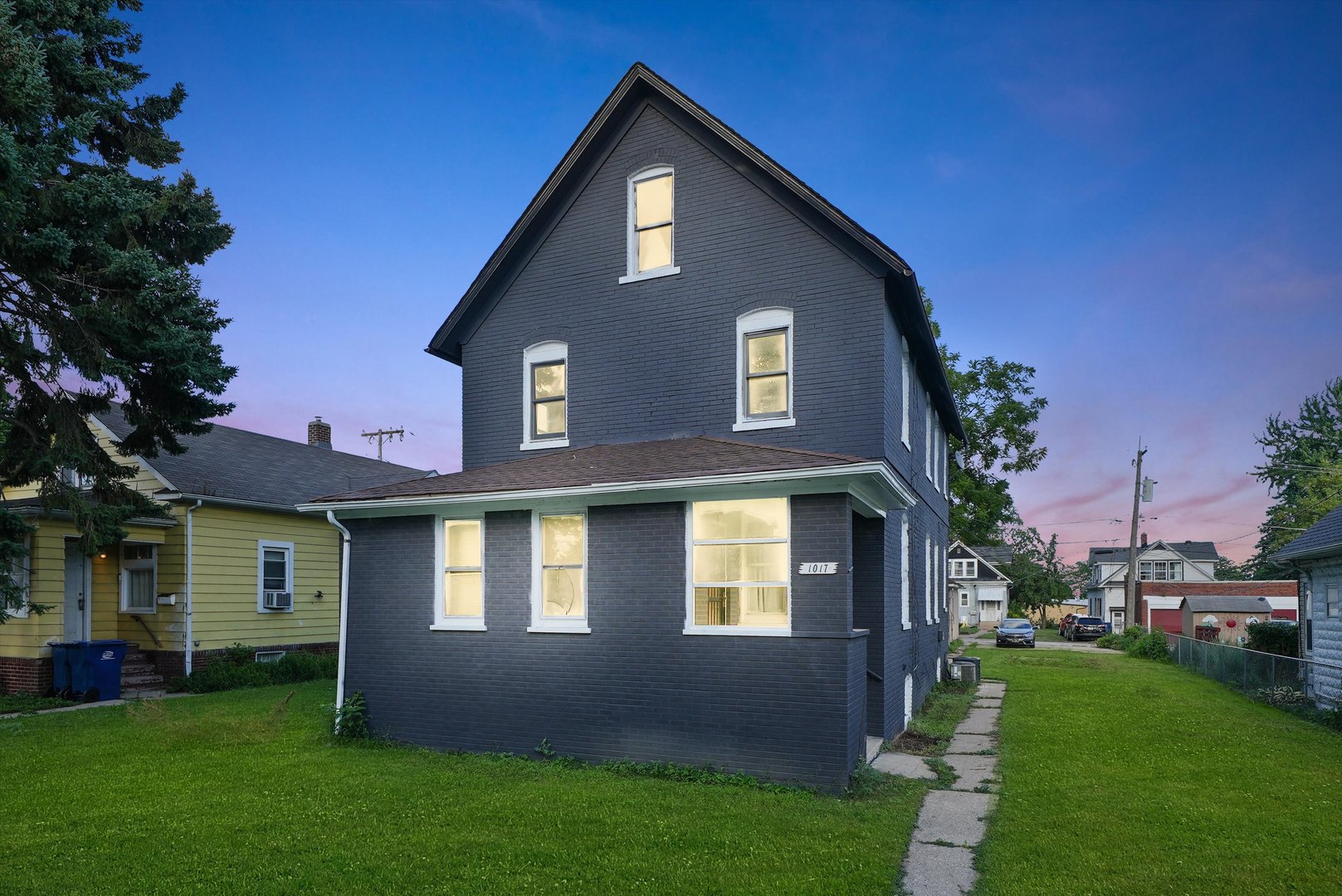 1017 MCALISTER Avenue