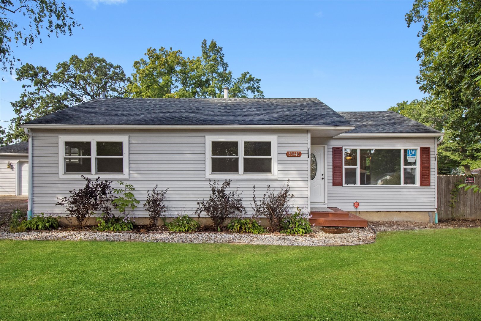 33448 N Greentree Road Property Photo 1