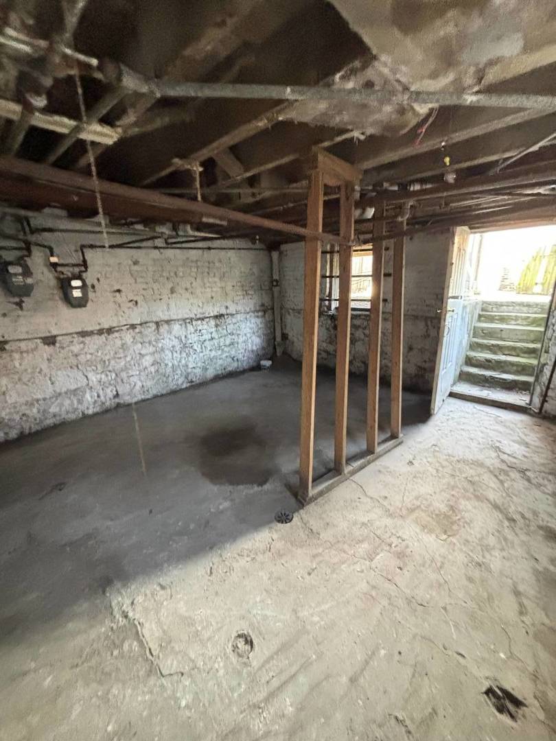 3316 W Maypole Avenue Property Photo 40