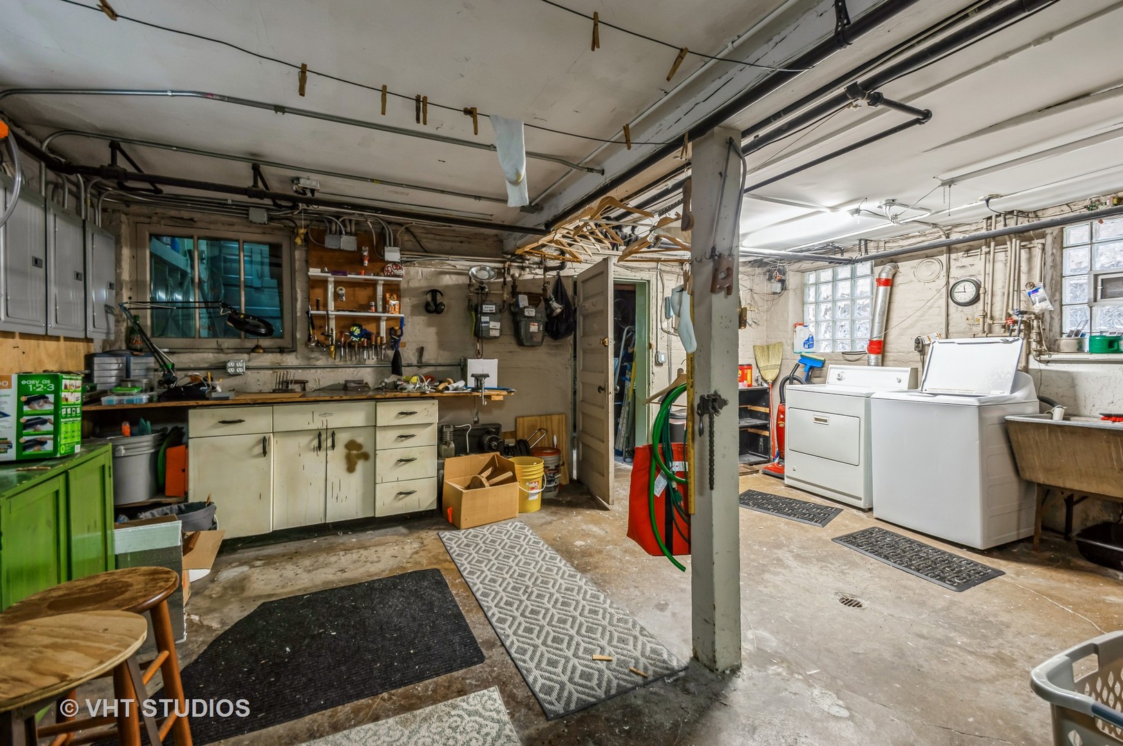 2302 W Addison Street Property Photo 18