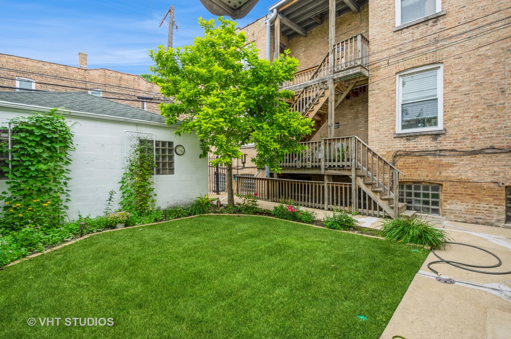 2302 W Addison Street Property Photo 19