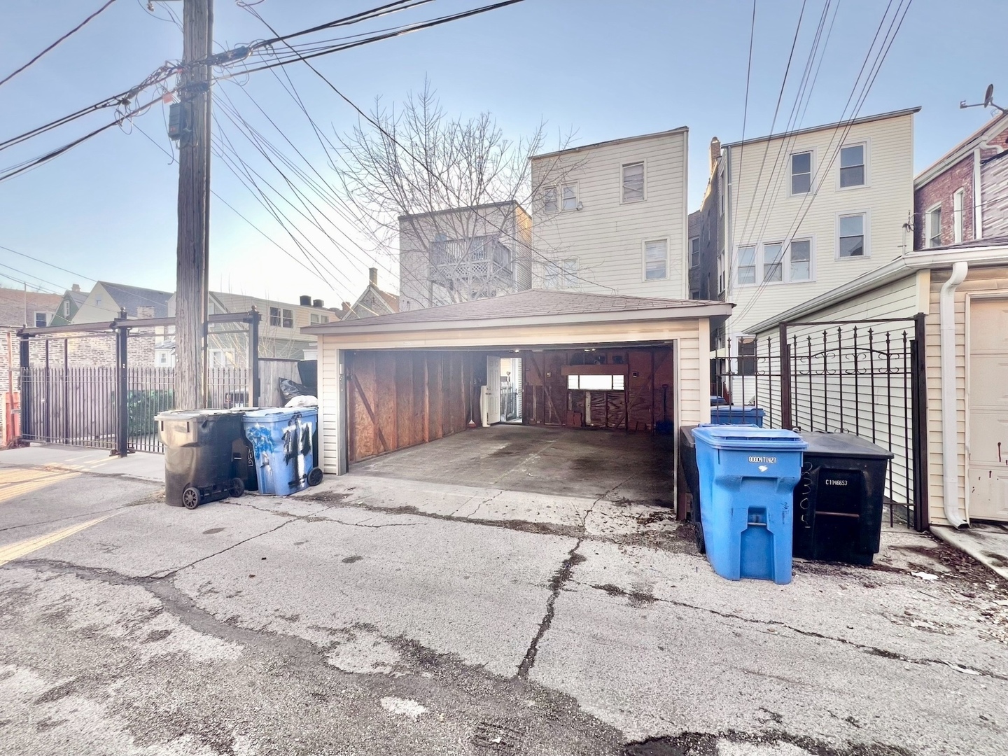 2307 S Leavitt Street Property Photo 4