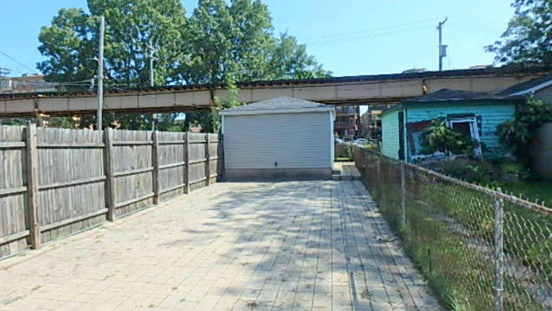 5317 S Prairie Avenue Property Photo 18