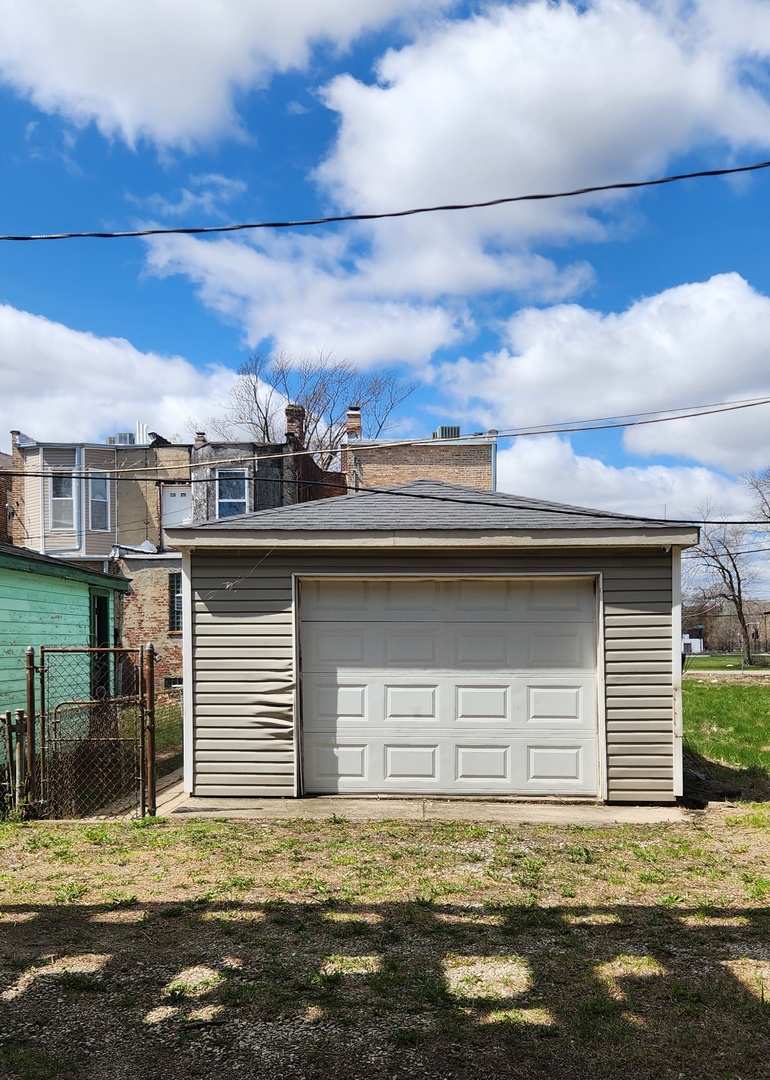 5317 S Prairie Avenue Property Photo 19