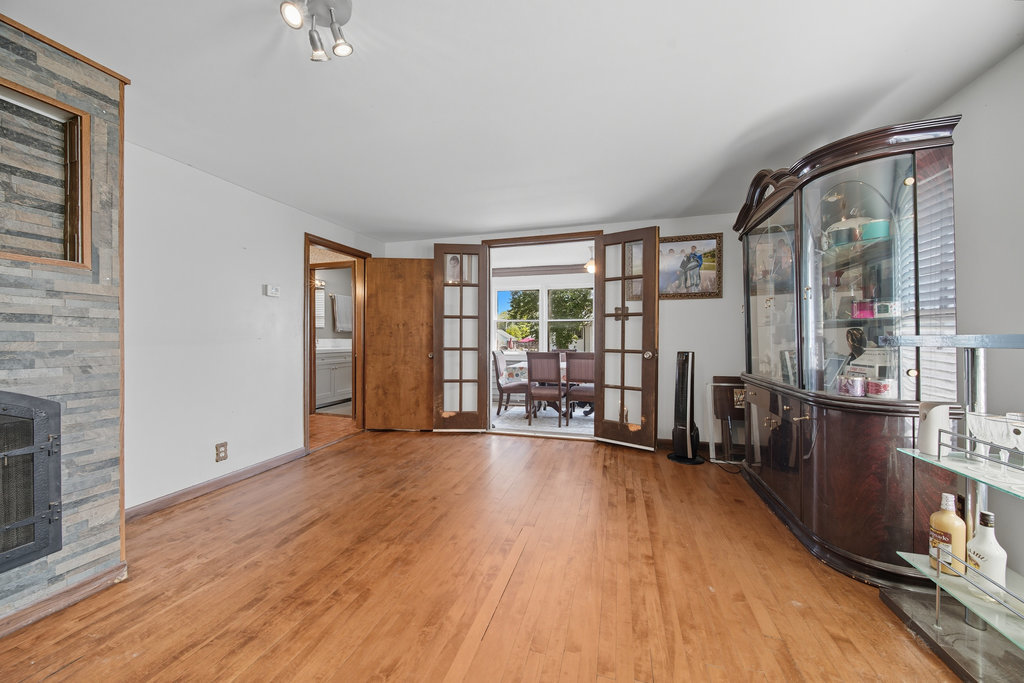 2616 Ridge Road Property Photo 7