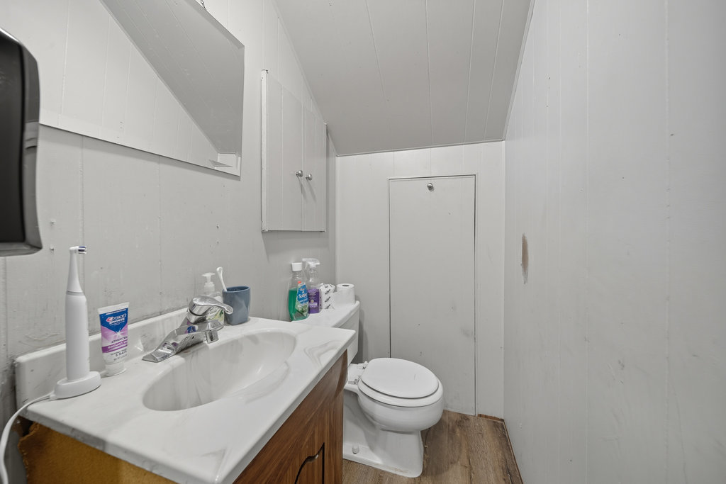 2616 Ridge Road Property Photo 9