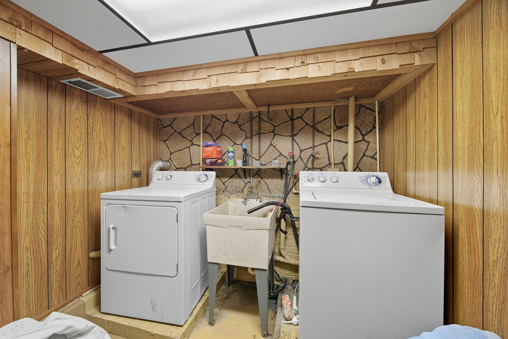 2616 Ridge Road Property Photo 16