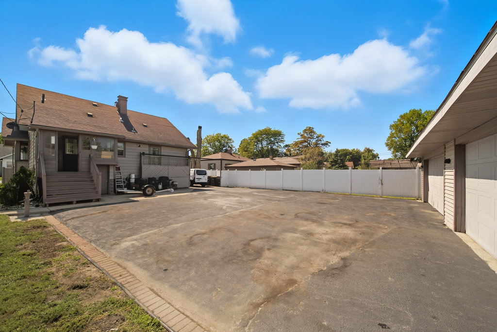 2616 Ridge Road Property Photo 21