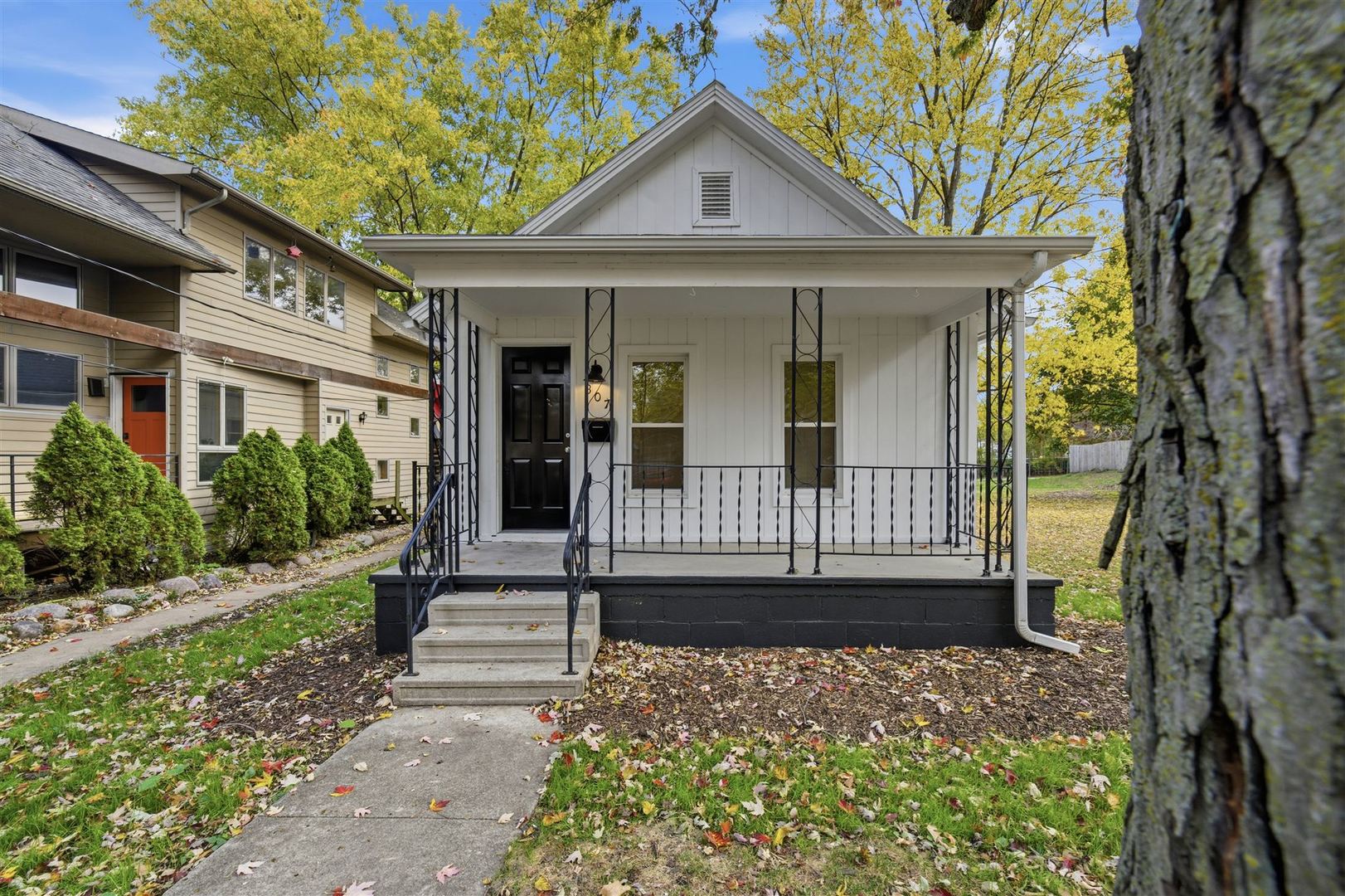 807 N Morris Avenue Property Photo 1