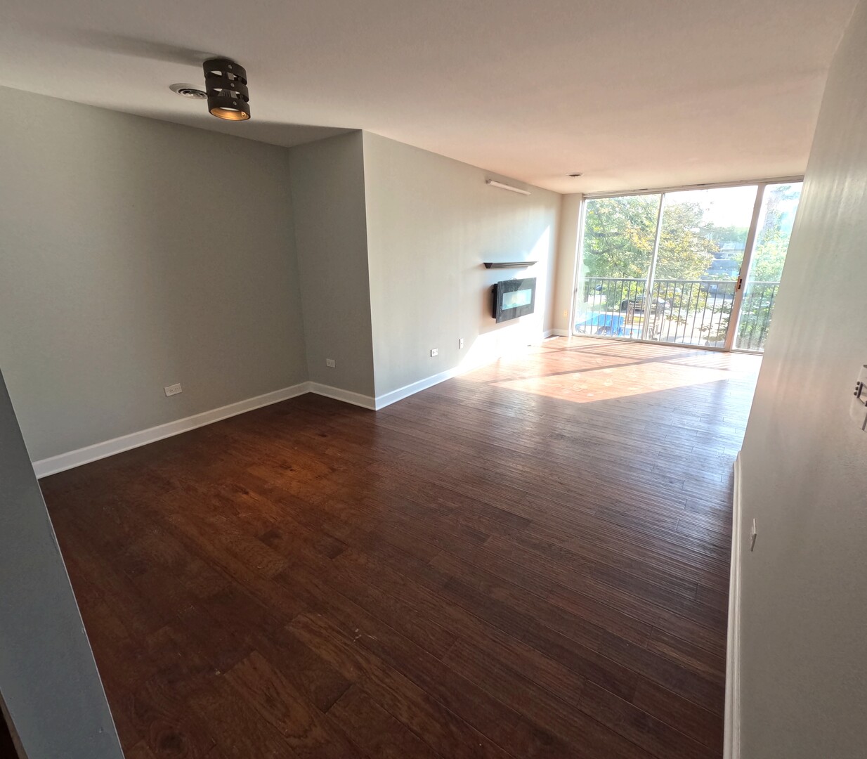 424 Park Avenue 206 Property Photo 3