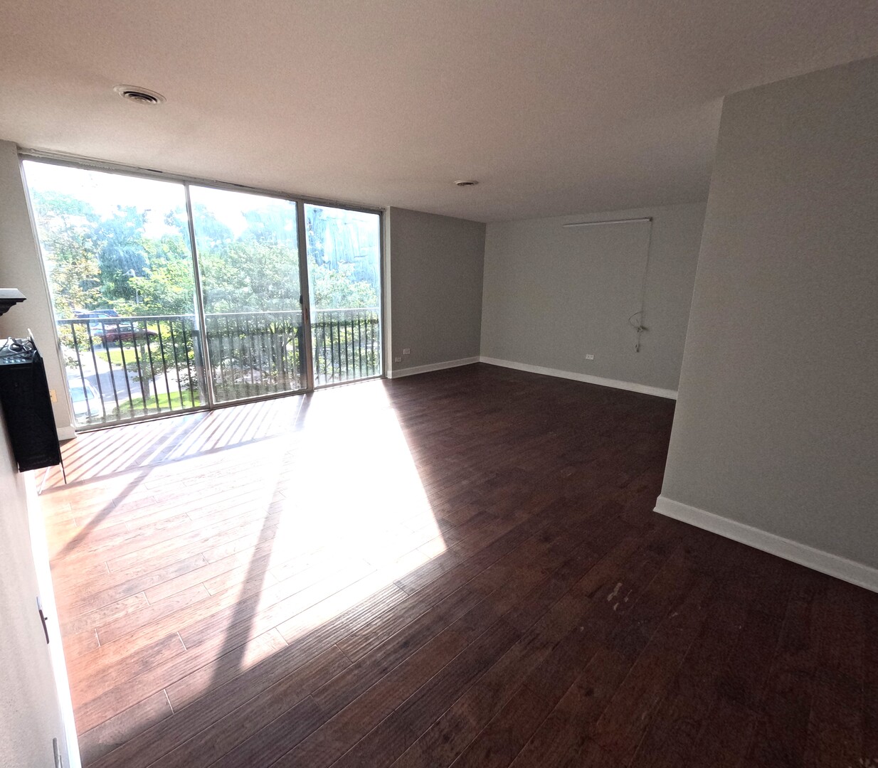 424 Park Avenue 206 Property Photo 4