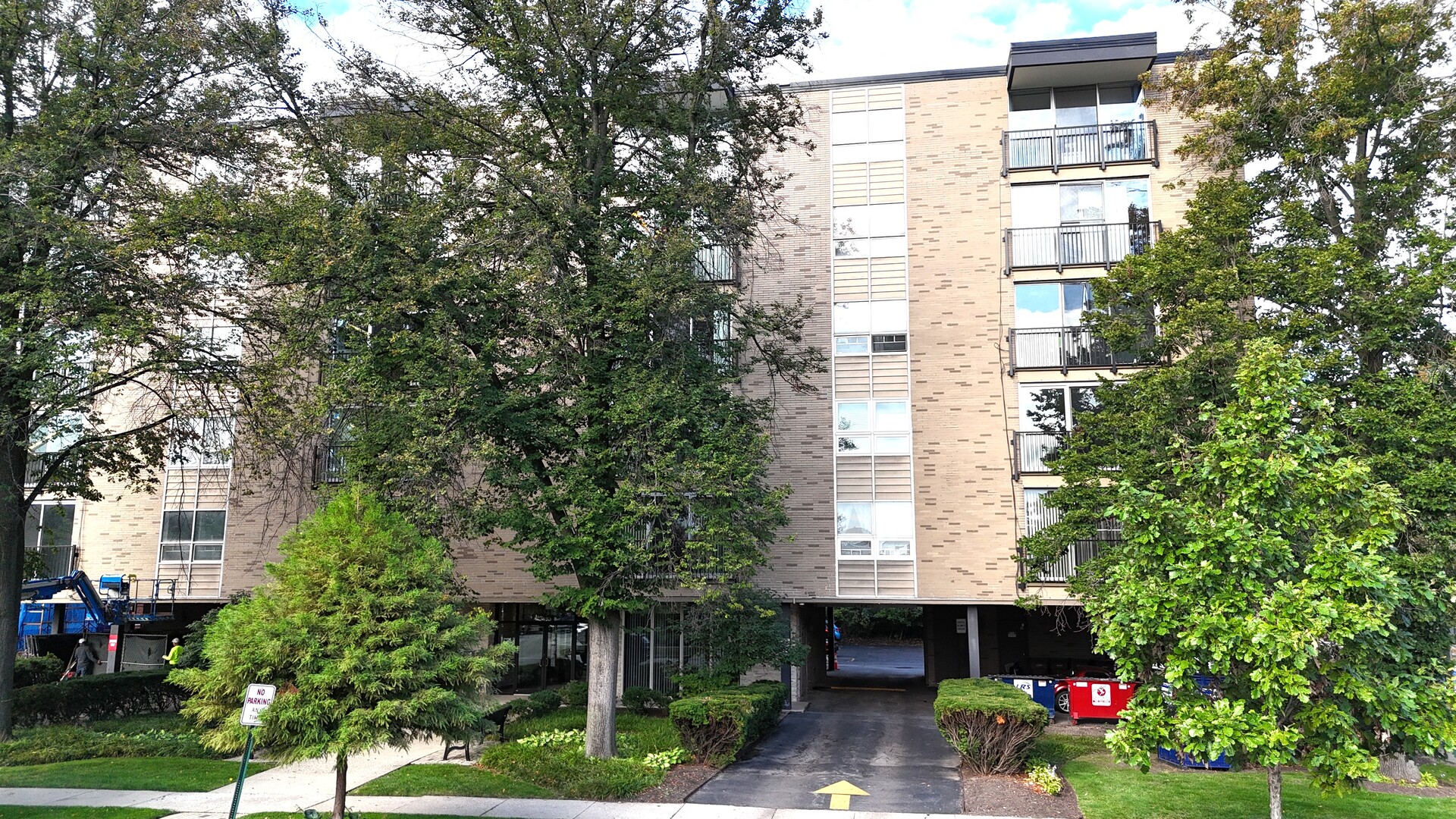424 Park Avenue 206 Property Photo 15