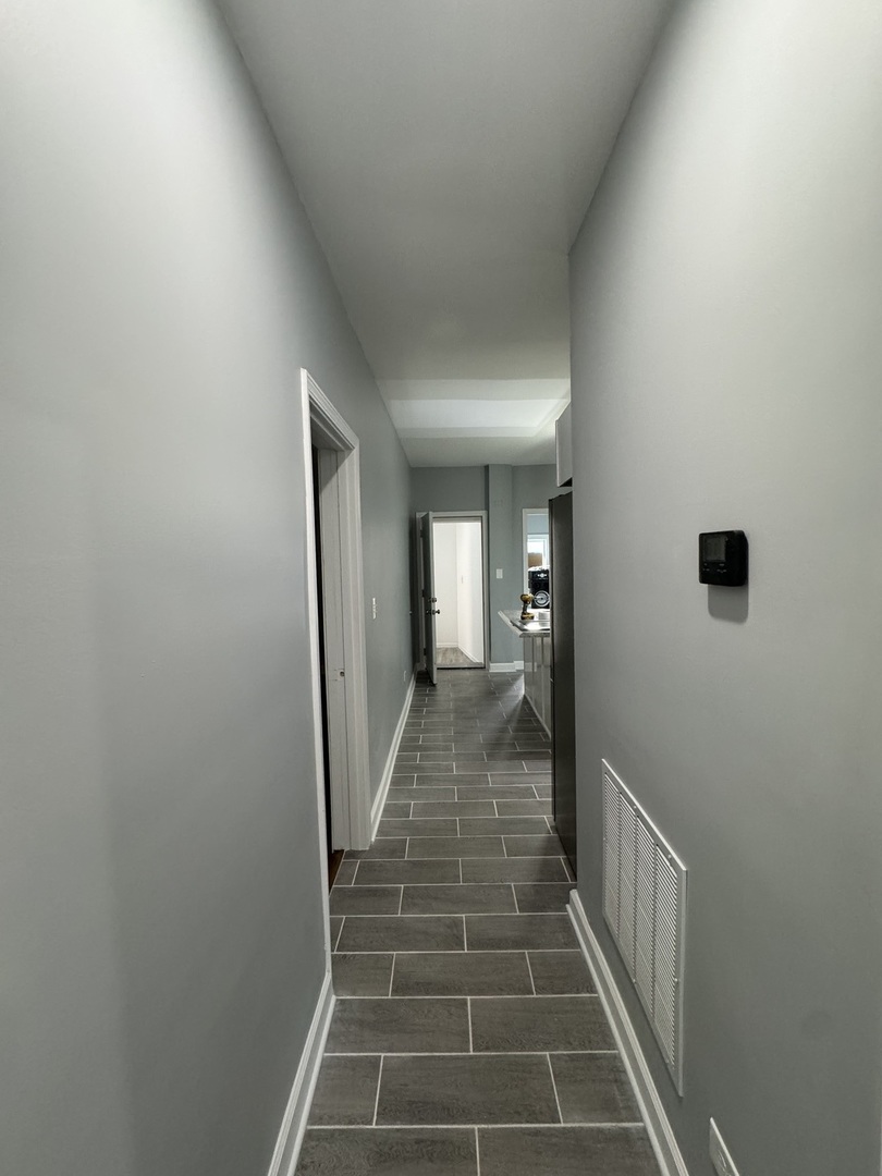 5919 S Rockwell Street Property Photo 15