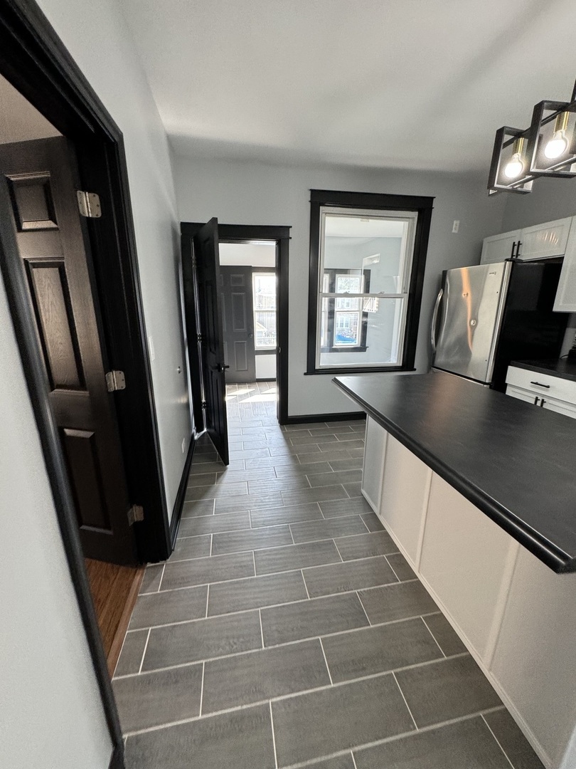 5919 S Rockwell Street Property Photo 25