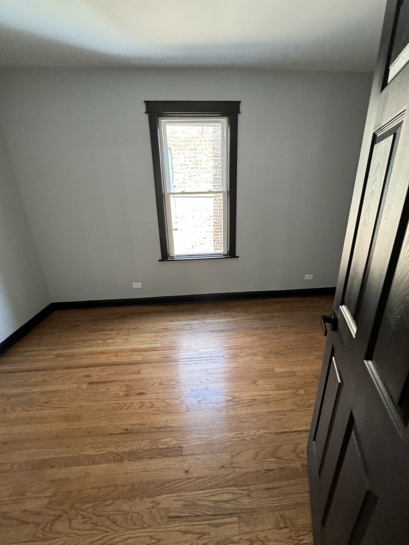 5919 S Rockwell Street Property Photo 26