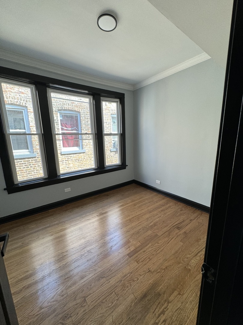 5919 S Rockwell Street Property Photo 30