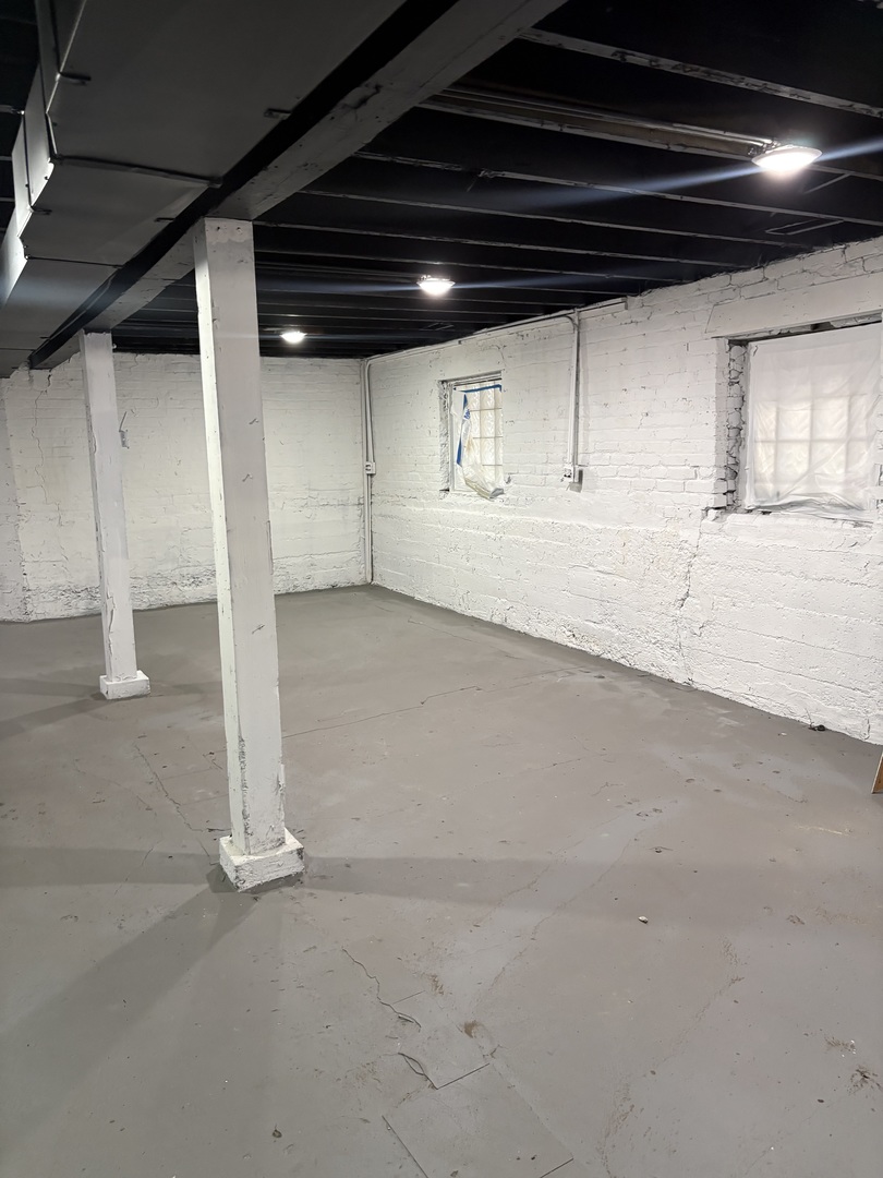 5919 S Rockwell Street Property Photo 37