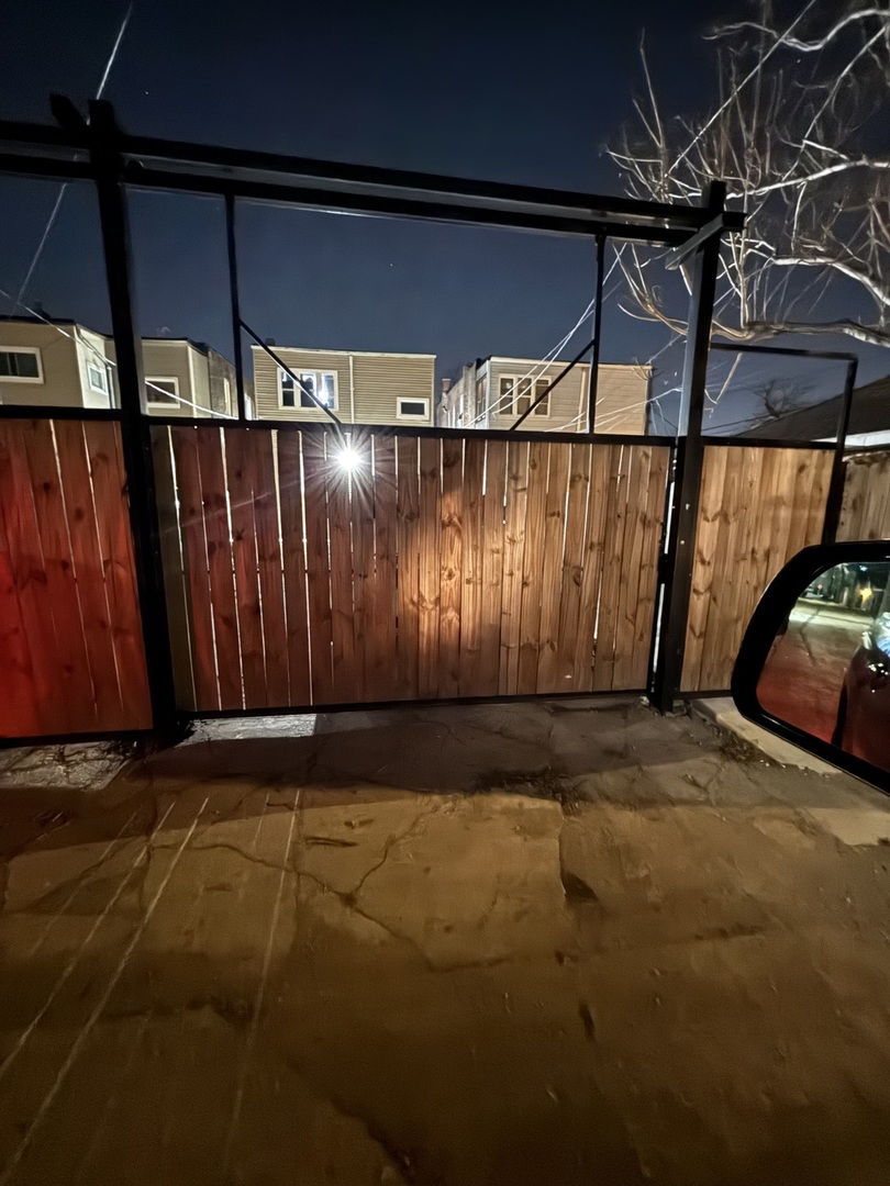 5919 S Rockwell Street Property Photo 39