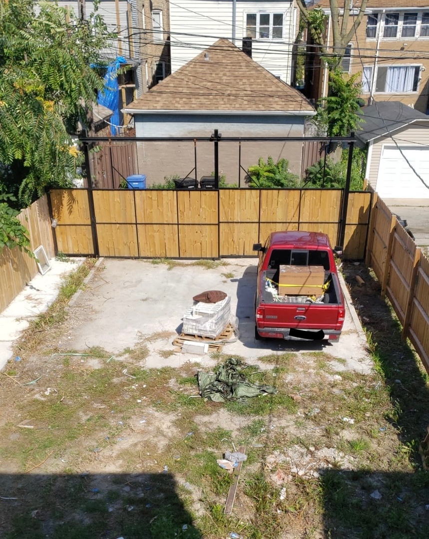 5919 S Rockwell Street Property Photo 41