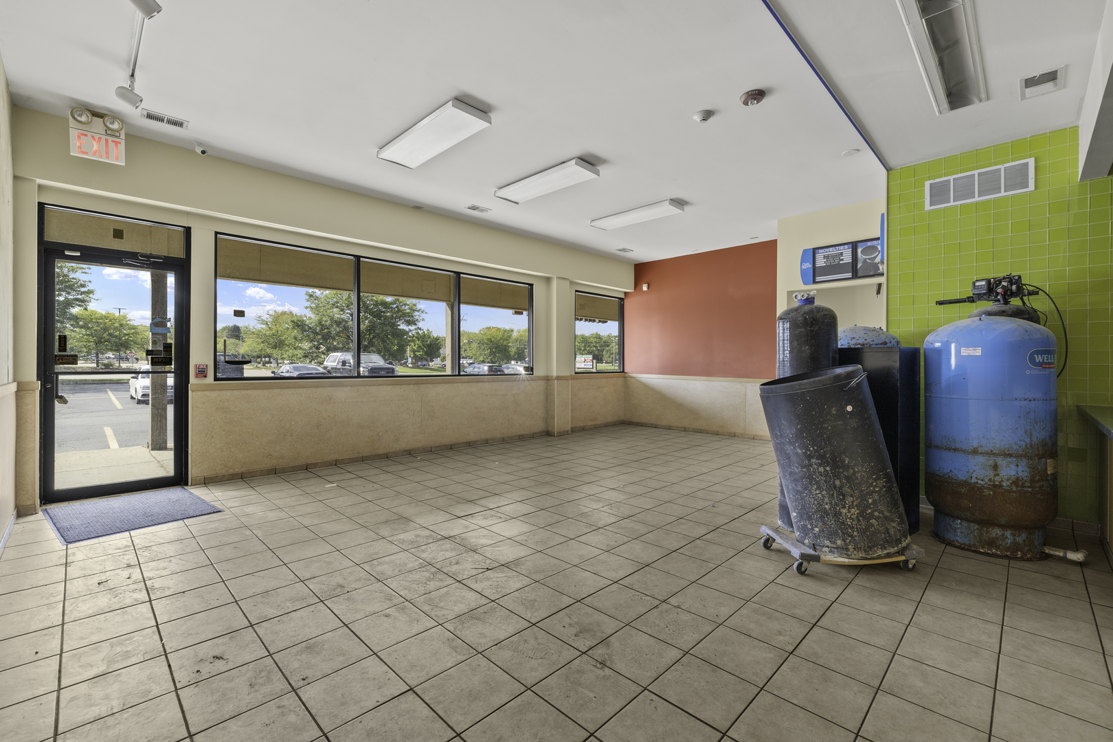 2450 N Us Highway 12 N Property Photo 6