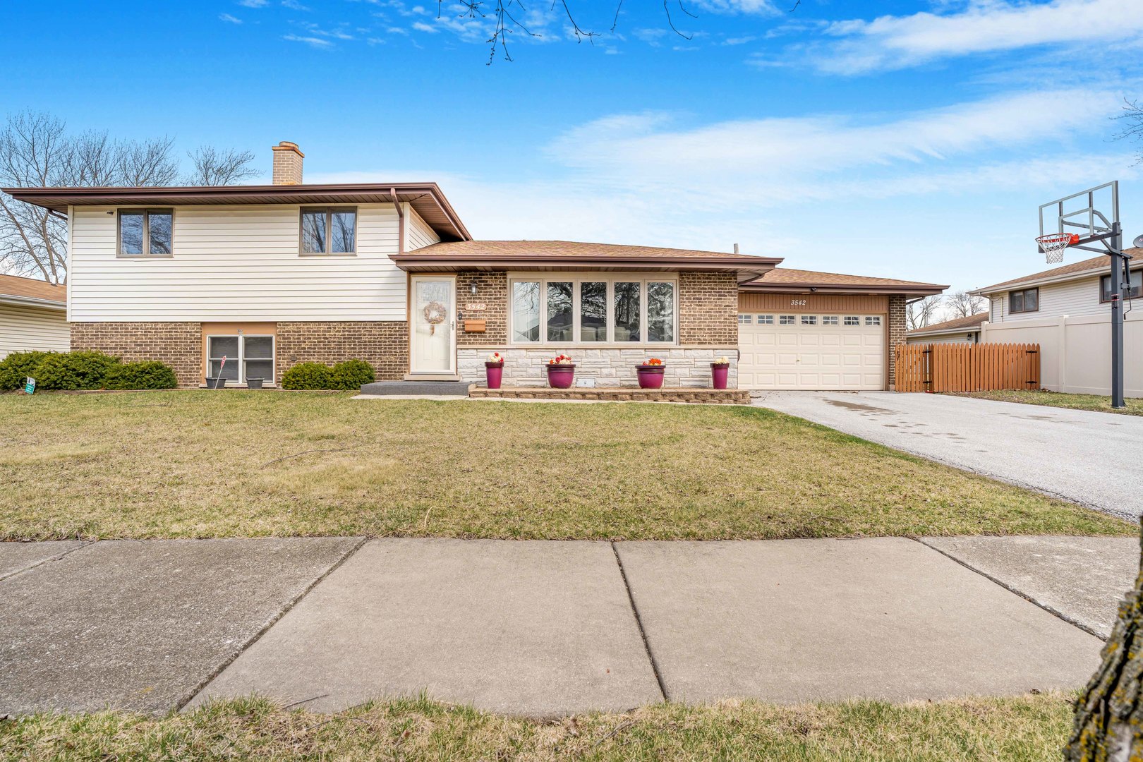 3542 191st Place Property Photo 1
